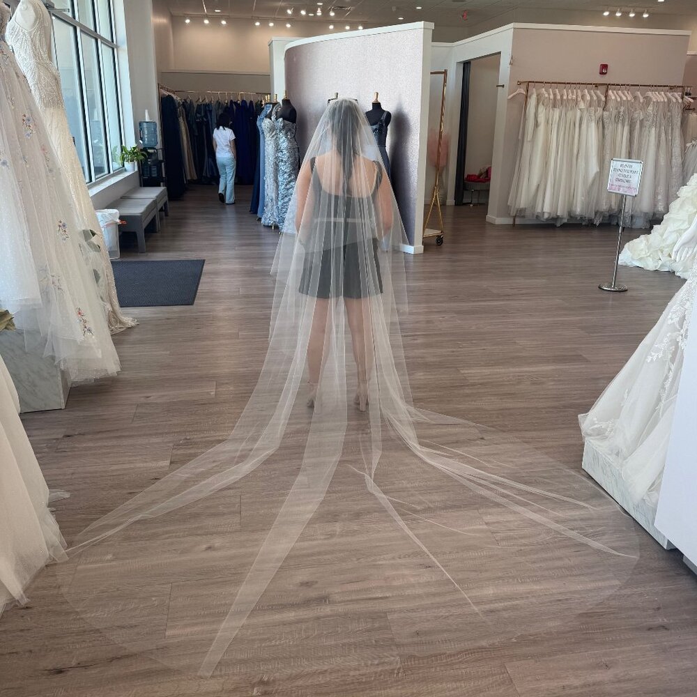 Plain 2 Tier Cathedral Veil